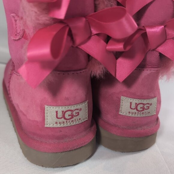 UGG Australia 3280 Boots Cerise Pink Bailey Bow US Women's 5 Mid Calf Sheepskin - Picture 9 of 16